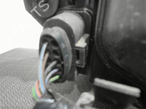 Venstre forlygte FORD FOCUS II (DA_, HCP, DP) 1.6 TDCi (90 hp) 28399339