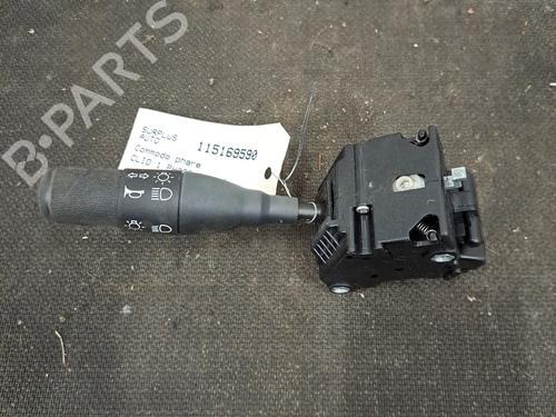 Used Switch RENAULT CLIO I (B/C57_, 5/357_) 1.4 (80 hp) 30602415