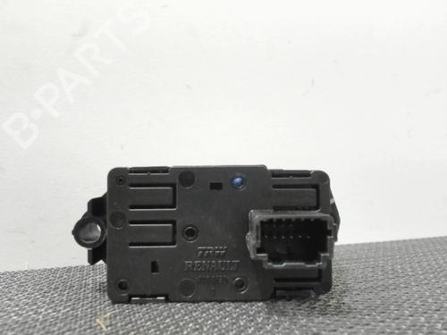 Commutateur RENAULT SCÉNIC III (JZ0/1_) 1.5 dCi (106 hp) 28394378