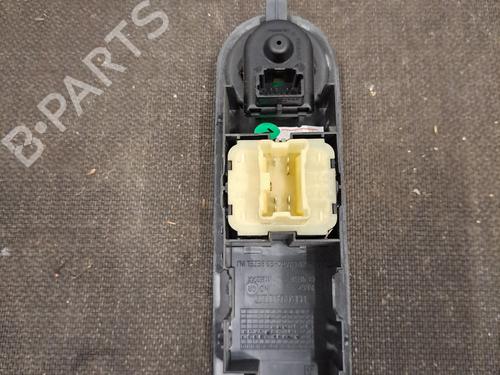 Used Left front window switch Left front window switch RENAULT CLIO IV Grandtour (KH_) 1.2 16V (73 hp) 30471283 30471283