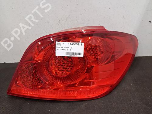 Used Right taillight PEUGEOT 307 (3A/C) 2.0 HDi 110 (107 hp) 30113032