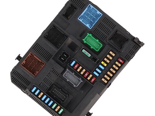 Fuse box PEUGEOT 208 I (CA_, CC_) 1.2 VTI 82 | BP32087424E1 