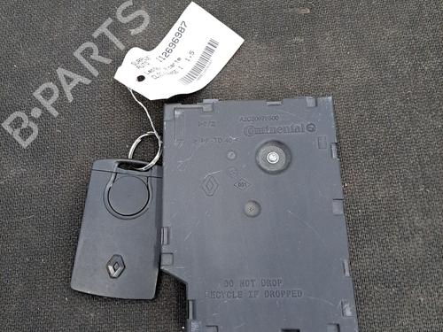 Used Card reader RENAULT CLIO IV (BH_) 1.5 dCi 75 (75 hp) 29843245