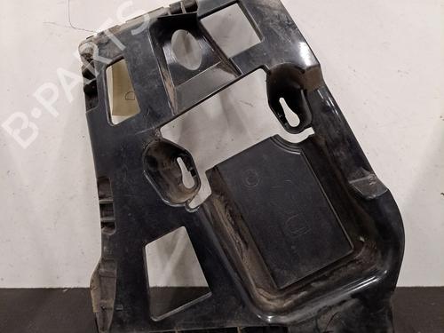 Used Rear bumper bracket BMW 1 (F21) 114 d (95 hp) 29843239