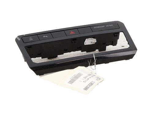 Used Warning switch Warning switch VW T-CROSS (C11, D31) 1.0 TSI (110 hp) 33212750 33212750