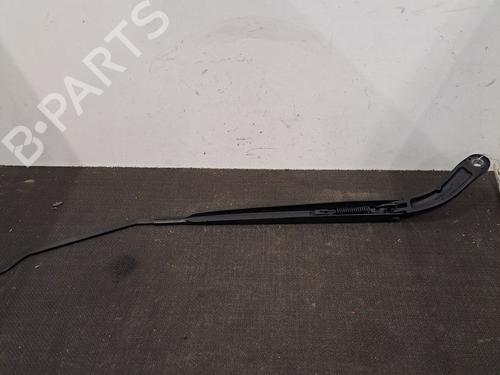 front-windshield-wiper-arm-renault-megane-iv-hatchback-b9amn_-2015-28403823 main image