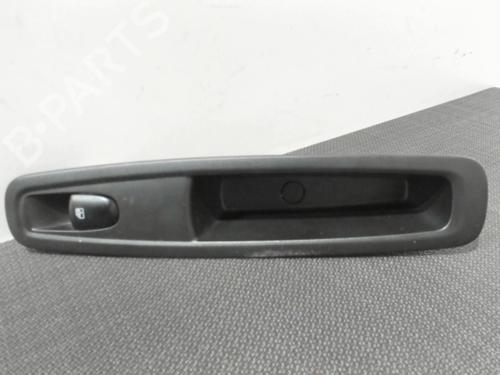 Used Left rear window switch RENAULT KADJAR (HA_, HL_) 1.6 dCi 130 4x4 (HLA4) (130 hp) 28394340