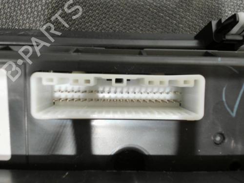 Used Climate control NISSAN LEAF (ZE1) Electric (150 hp) 28394047