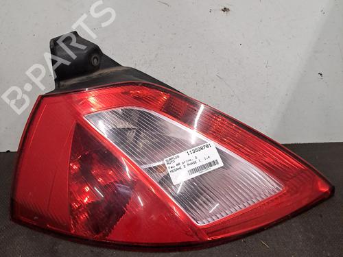 Farolim esquerdo RENAULT MEGANE II (BM0/1_, CM0/1_) 1.4 16V (BM0B, CM0B) (98 hp) 29983128