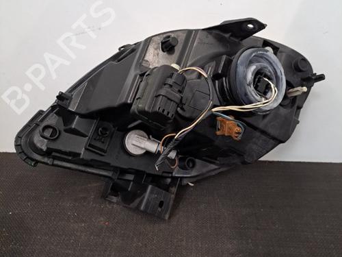 Used Right headlight Right headlight RENAULT KANGOO Express (FC0/1_) [1997-2026] 28404251 28404251