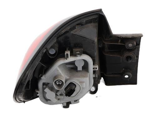 Used Right taillight Right taillight RENAULT CAPTUR I (J5_, H5_) 1.5 dCi 90 (J5N4, J5M5, J5MW, J5M6, J5AL, J5AJ) (90 hp) 36414586 36414586