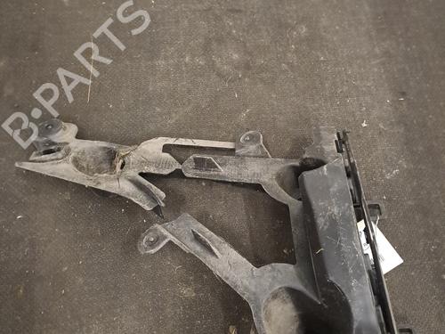 Used Rear bumper bracket PEUGEOT 2008 I (CU_) 1.2 VTi (82 hp) 30688702