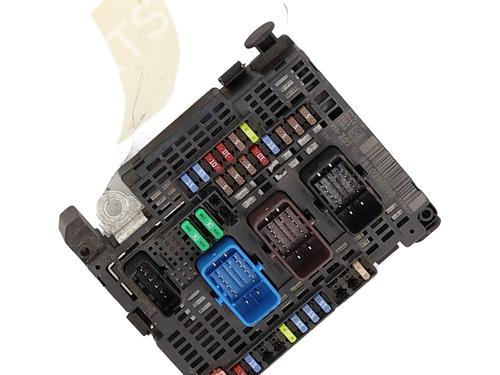 Fuse box CITROËN C4 II (NC_) 1.6 BlueHDi 120 | BP33935345E1  - Image 5