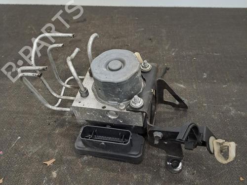 Used ABS pump ABS pump RENAULT TWINGO III (BCM_, BCA_) 1.0 SCe 70 (71 hp) 39939930 39939930