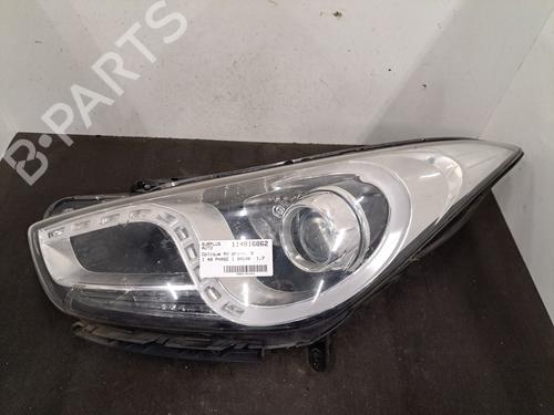 Used Left headlight HYUNDAI i40 I CW (VF) 1.7 CRDi (136 hp) 30409129