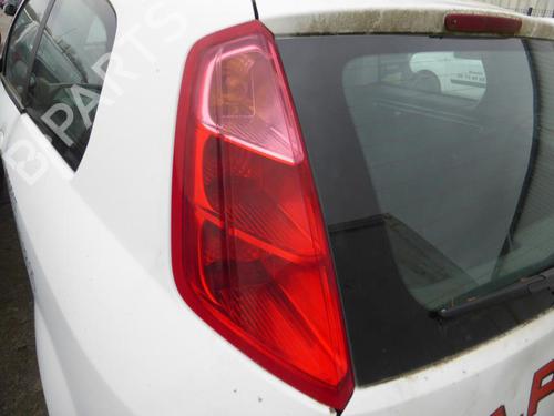 Used Left taillight FIAT GRANDE PUNTO (199_) 1.3 D Multijet (75 hp) 28405965