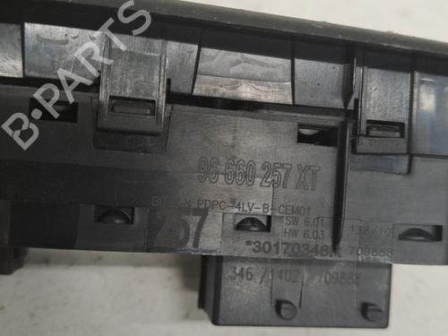 Used Left front window switch CITROËN C5 III Break (RW_) 1.6 HDi 110 (RW9HZC) (109 hp) 28402113