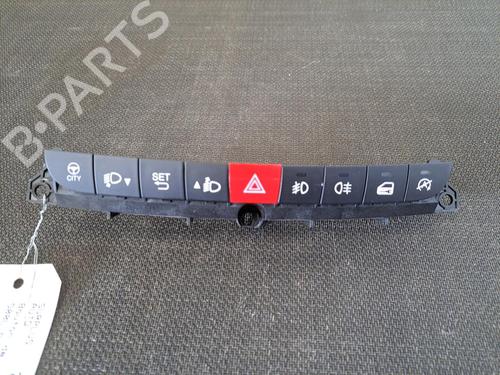 Warning switch FIAT 500L (351_, 352_) 1.6 D Multijet (199LYD1B) | BP28402464I22 