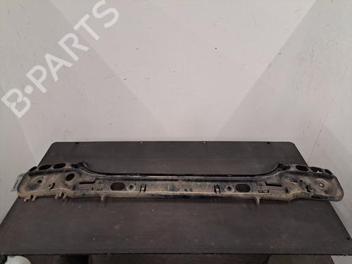 Kofangerbeslag bag BMW 5 (E60) 520 d (163 hp) 31329207