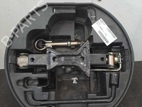 Used Jack Kit CITROËN C3 I (FC_, FN_) 1.4 HDi (68 hp) 29974506
