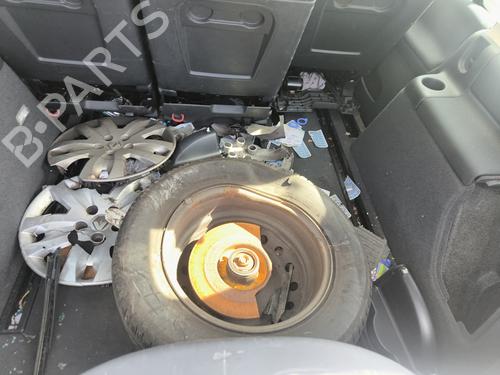 Left front fenders RENAULT ESPACE IV (JK0/1_) 2.0 dCi (JK01, JK02, JK1J, JK1K, JK1H) | BP30391805C41