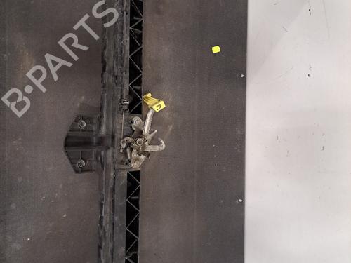 Traverse CITROËN BERLINGO MULTISPACE (B9) 1.6 BlueHDi 100 (99 hp) 31331822