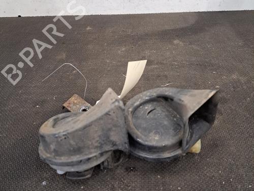Used Horn PEUGEOT 5008 (0U_, 0E_) 1.6 HDi (110 hp) 30136471