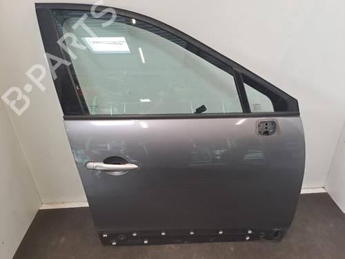 Used Right front door RENAULT GRAND SCÉNIC III (JZ0/1_) 1.9 dCi (JZ0J, JZ0N, JZ1K, JZ1S) (131 hp) 28400463