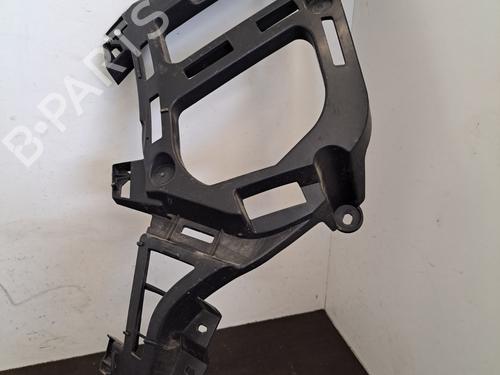 Used Rear bumper bracket PEUGEOT 3008 II SUV (MC_, MR_, MJ_, M4_) 1.2 THP/ PureTech 130 (MRHNSM, MRHNSU, MRHNSJ, MRHNYW,... (131 hp) 28407087