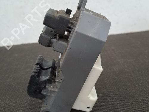 Left front window switch TOYOTA YARIS (_P9_) 1.3 VVT-i (SCP90_, SCP90R) | BP28403224I27 