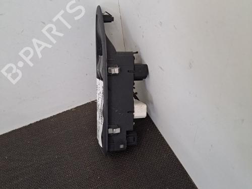 Used Left front window switch Left front window switch RENAULT LAGUNA II (BG0/1_) 1.9 dCi (BG1A, BG1W, BG0G) (110 hp) 28398460 28398460