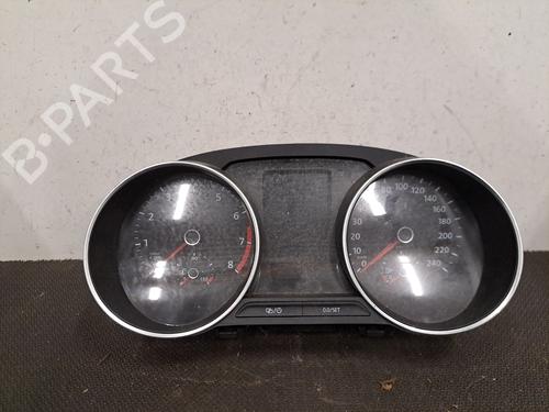 Used Instrument cluster VW POLO V (6R1, 6C1) 1.0 (60 hp) 30362807