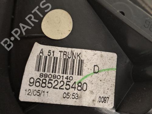 Used Right tailgate light Right tailgate light CITROËN C3 II (SC_) 1.4 HDi 70 (SC8HZC, SC8HR0, SC8HP4) (68 hp) 28402103 28402103