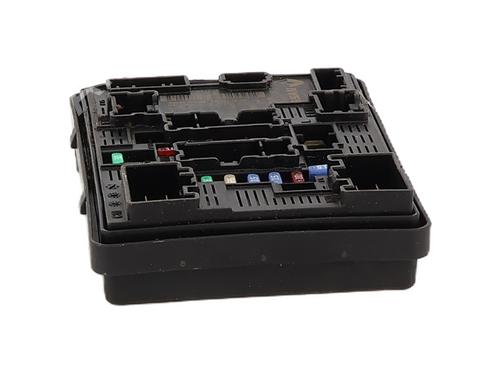 Used Fuse box Fuse box DACIA SANDERO III 1.0 TCe 90 (91 hp) 31720913 31720913