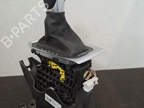 Used Gear lever RENAULT CLIO V (B7_) 1.6 E-TECH 140 (B7MU) (140 hp) 28397684