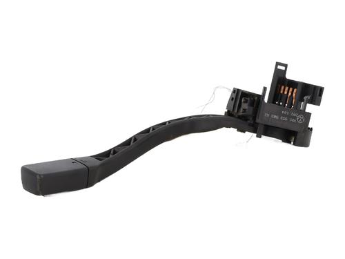 Used Steering column stalk Steering column stalk VW TRANSPORTER T4 Bus (70B, 70C, 7DB, 7DK, 70J, 70K, 7DC, 7DJ) 1.9 TD (68 hp) 31951949 31951949