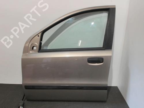 Used Left front door FIAT PANDA (169_) 1.3 D Multijet (169.AXC1A) (70 hp) 28411033