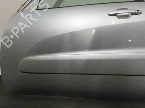 left-front-door-toyota-rav-4-ii-_a2_-2000-2001-2002-2003-2004-2005-28399524 main image