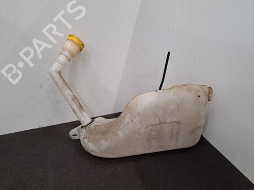 Used Windscreen washer tank RENAULT MEGANE III Grandtour (KZ0/1) 1.5 dCi (KZ09, KZ0D, KZ1G, KZ29, KZ14, KZ1W, KZ10, KZ1F,... (110 hp) 28404461