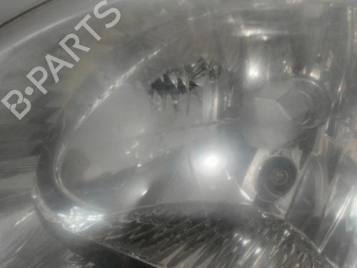 Faro izquierdo RENAULT KANGOO Express (FC0/1_) 1.5 dCi (FC07, FC1R) (65 hp) 28410518