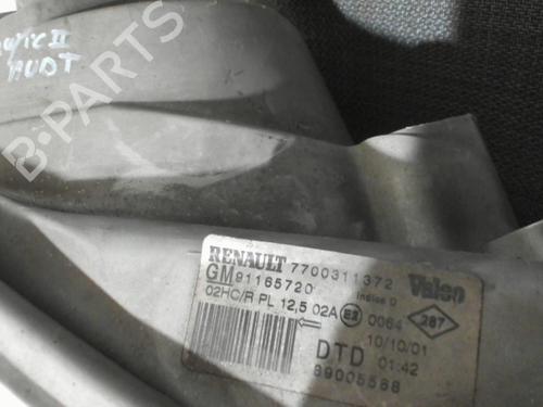 Right headlight RENAULT TRAFIC II Van (FL) 1.9 dCi 100 (FL0C, FL0K, FL0B) | BP28405517C29 