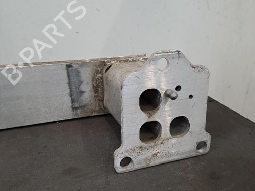 front-bumper-reinforcement-citroen-c3-picasso-sh_-2008-37748695 main image