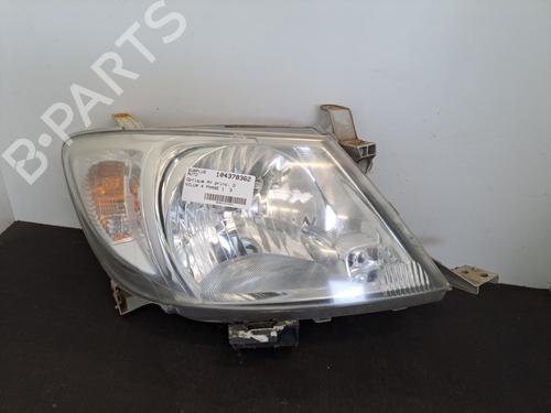 Used Right headlight Right headlight TOYOTA HILUX VII Pickup (_N1_, _N2_, _N3_) 3.0 D-4D 4WD (KUN26) (171 hp) 28400946 28400946