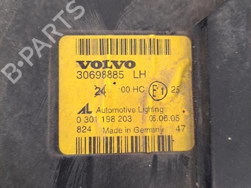 Used Left headlight VOLVO V50 (545) 2.0 D (136 hp) 28402812
