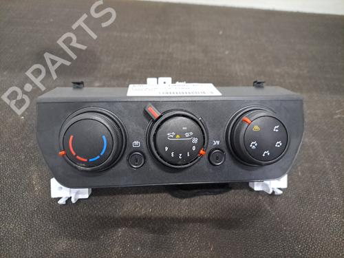 Airco bedieningspaneel DACIA SANDERO III 1.0 TCe 100 ECO-G (101 hp) 28396053