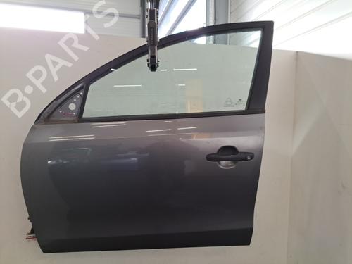 Used Left front door HYUNDAI i30 Estate (FD) 1.6 CRDi (116 hp) 28406956