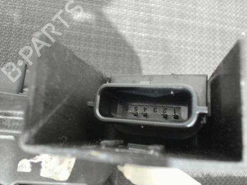 front-left-lock-renault-megane-iv-hatchback-b9amn_-2015-31149569 main image