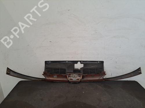 Grill Grill PEUGEOT 206 Hatchback (2A/C) 1.9 D (69 hp) 35991213 35991213