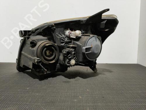 Used Right headlight TOYOTA AVENSIS Estate (_T25_) 2.0 D-4D (ADT250_, ADT250R) (126 hp) 28405069
