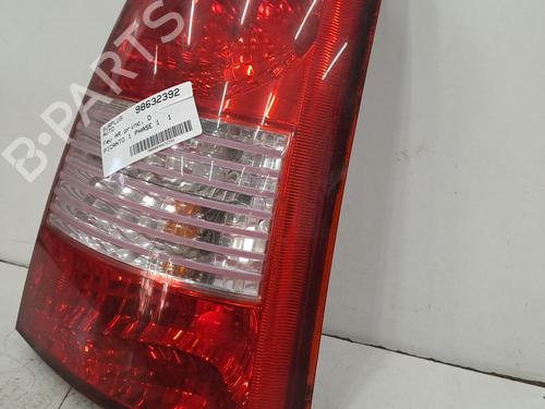 Used Right taillight Right taillight 28392323 28392323